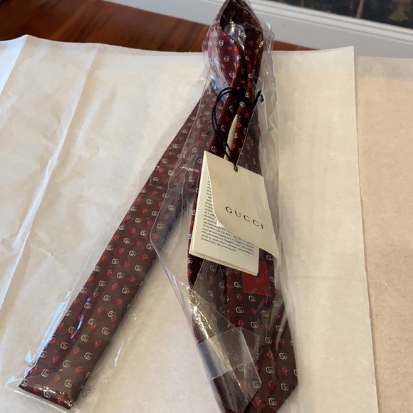 Authentic BNWT Gucci Running Fraise Tie - Picture 11 of 12